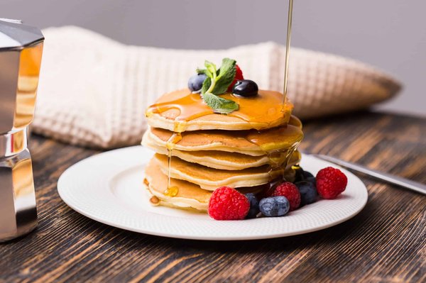 Comment faire des pancakes moelleux à l'américaine pour le petit-déjeuner ?