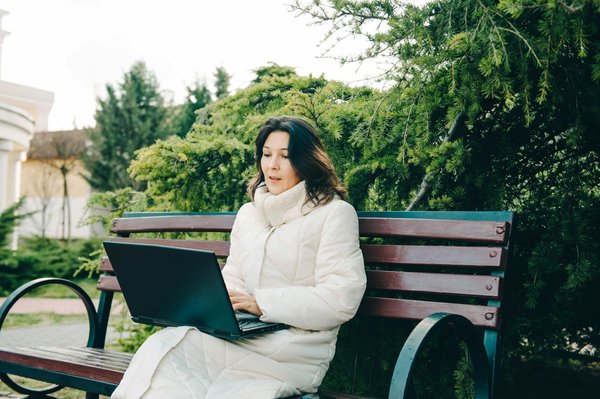 Découvrez les plateformes d'emploi interactives à Digne-les-Bains pour trouver un emploi et se former